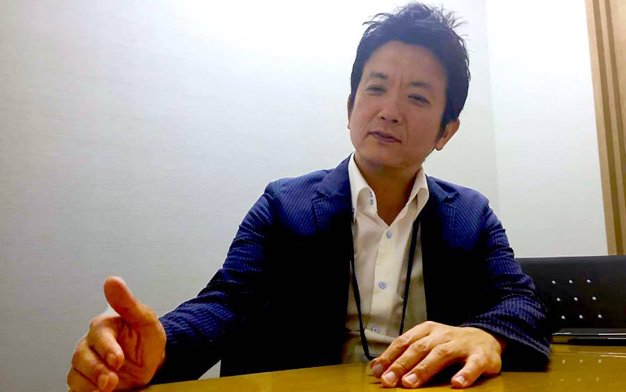 株式会社創新ワールド斉藤貴之社長のインタビュー風景